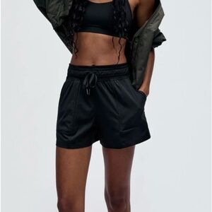 Black Dance Studio HRShort 3.5 lululemon